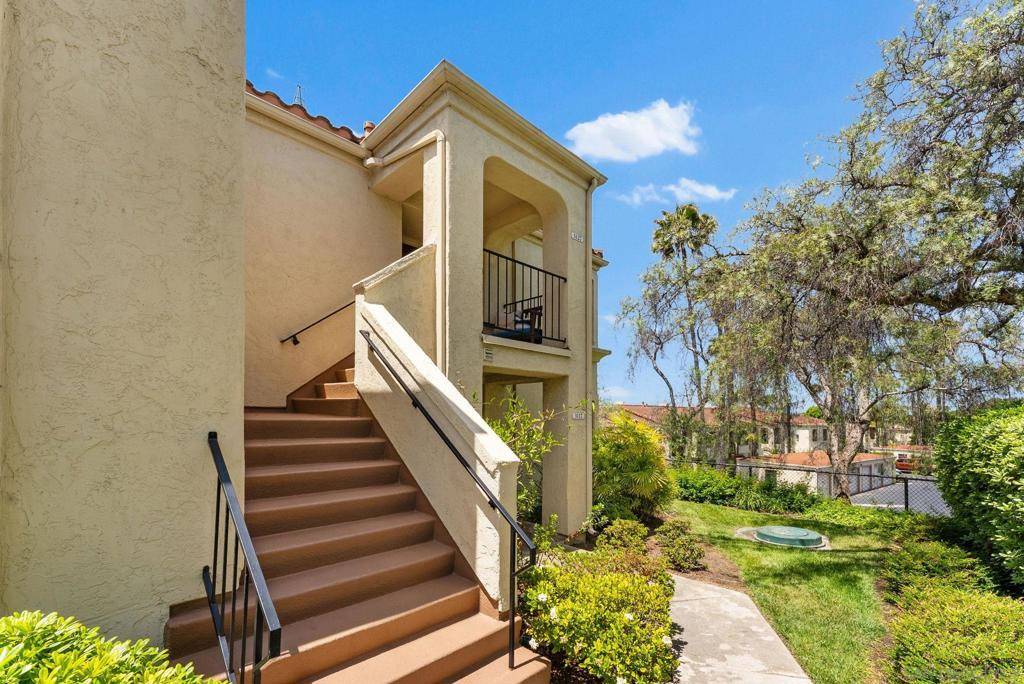 Carlsbad, CA 92009,3127 Vista Rica
