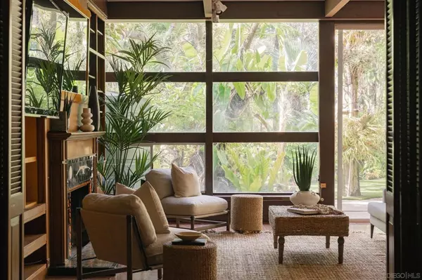 San Diego, CA 92103,1010 Myrtle Way