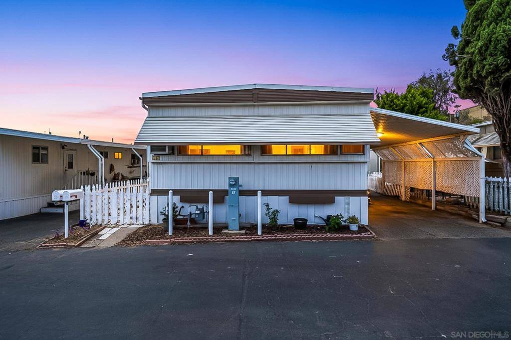 El Cajon, CA 92021,351 E Bradley Ave #SPC 57