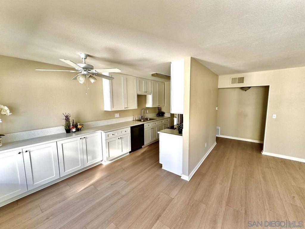 Escondido, CA 92025,450 W Vermont Ave #708