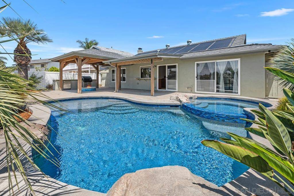 San Diego, CA 92117,5020 Park Rim Dr