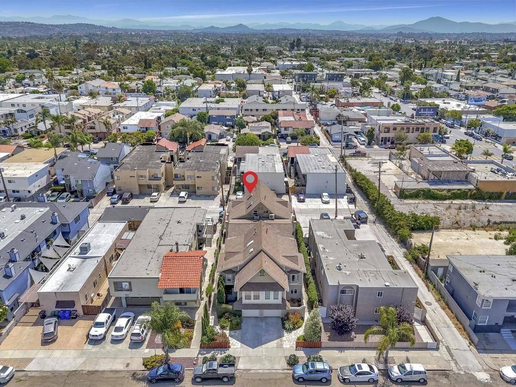San Diego, CA 92116,4731 Mansfield St #4
