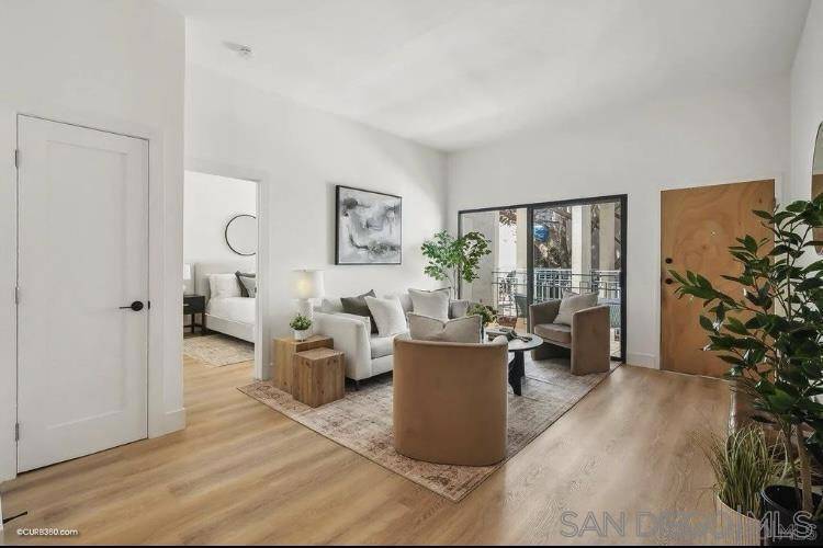 San Diego, CA 92122,8320 Regents Rd #20