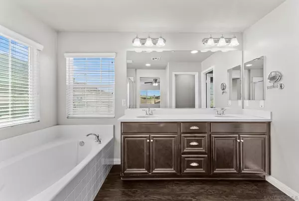 Menifee, CA 92585,30080 Pine Needle Rd