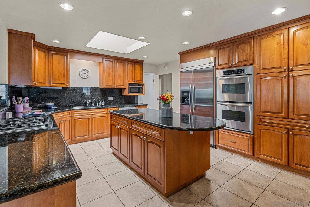 San Diego, CA 92114,5762 Alta Vista Ave