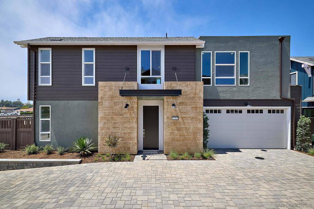 Encinitas, CA 92024,571 N Vulcan Ave