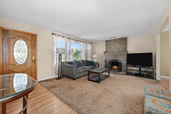 San Diego, CA 92111,3996 Hatton Street