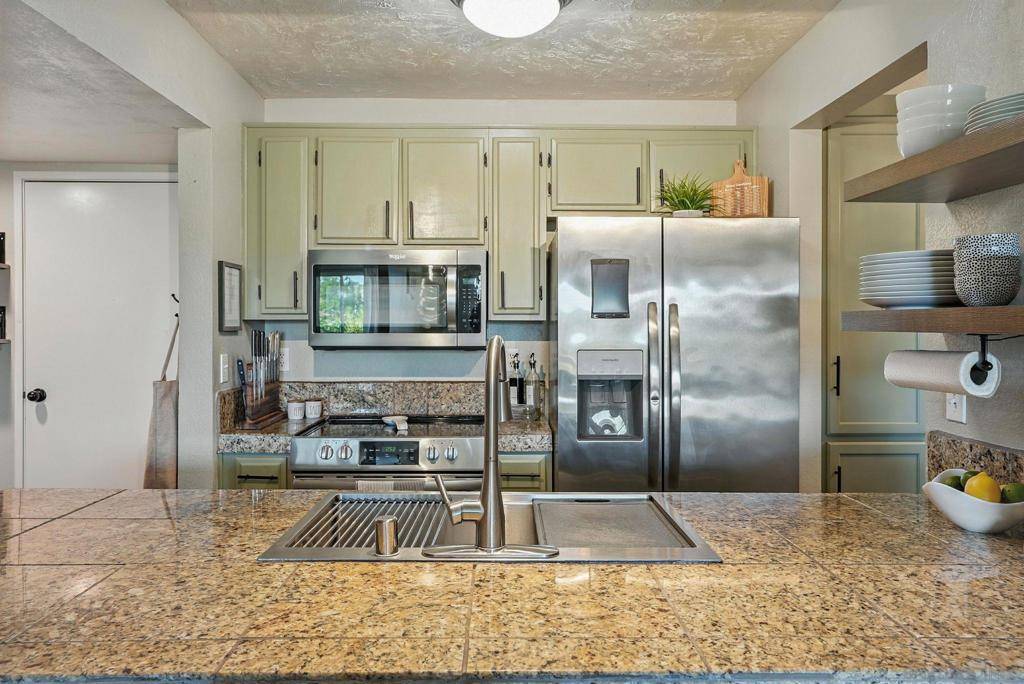 Bonsall, CA 92003,31940 Del Cielo Este #D3