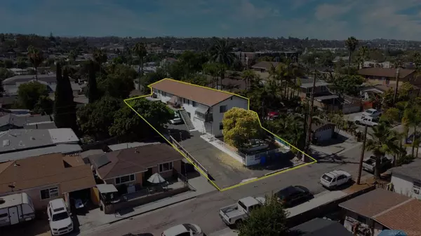Vista, CA 92084,327 31 E Orange St