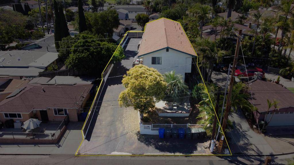 327 31 E Orange St, Vista, CA 92084