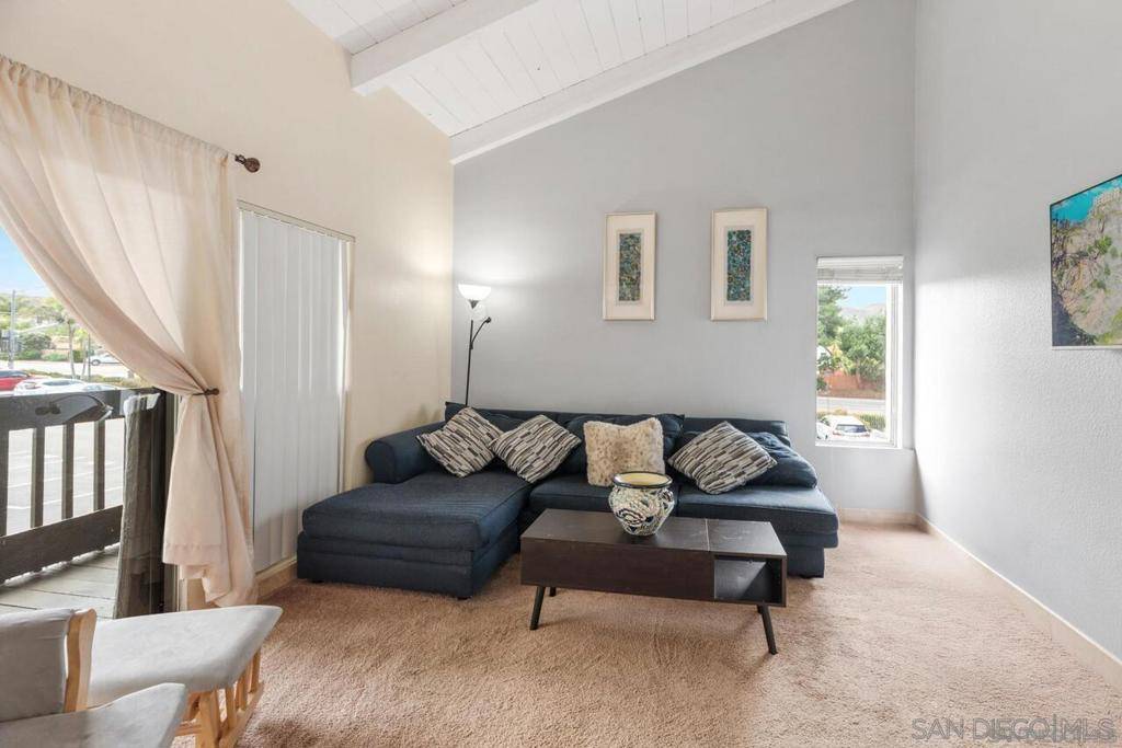 San Diego, CA 92127,17195 W Bernardo Dr #206