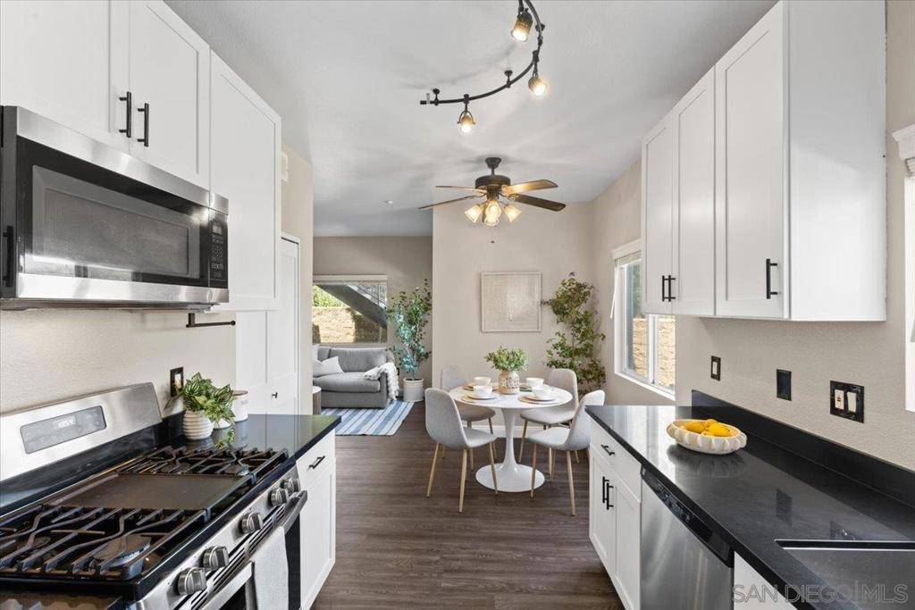 Lakeside, CA 92040,9728 Marilla Dr #210