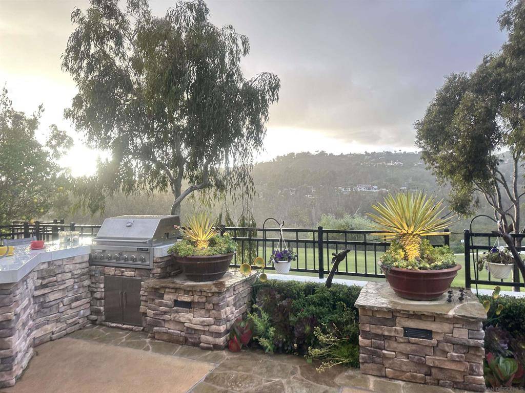 16922 Blue Shadows lane, San Diego, CA 92127