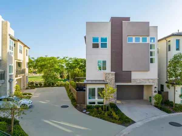 San Diego, CA 92127,16242 Camden Cir