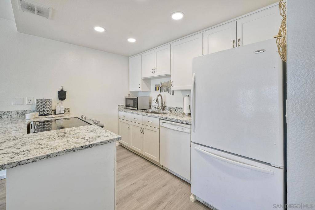 La Mesa, CA 91942,7178 Melody Ln