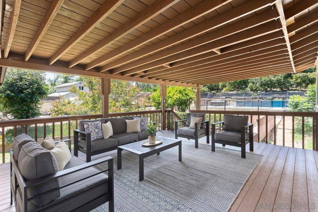 14210 Tierra Bonita Road, Poway, CA 92064