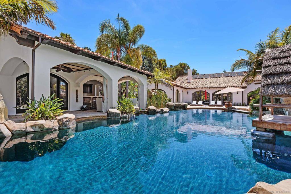 16210 Via Cazadero, Rancho Santa Fe, CA 92067