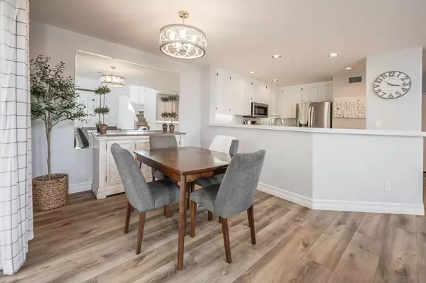 Oceanside, CA 92057,4640 Los Alamos Way #A