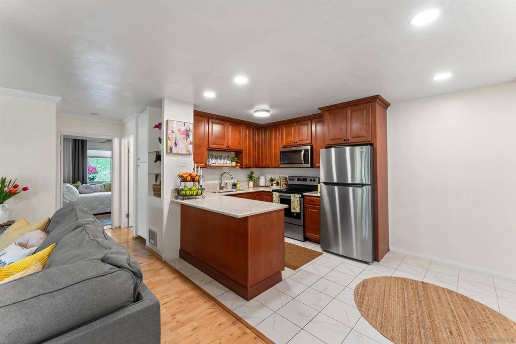 6376 Rancho Mission Rd #409, San Diego, CA 92108
