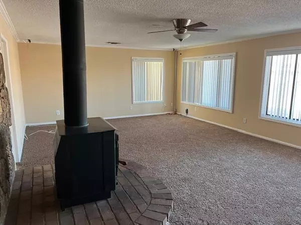 Helendale, CA 92342,27539 Silver Lakes Parkway
