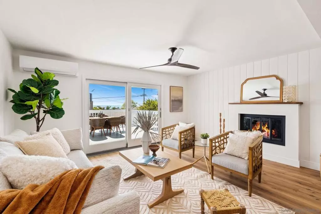 San Diego, CA 92107,4569 71 Coronado Ave