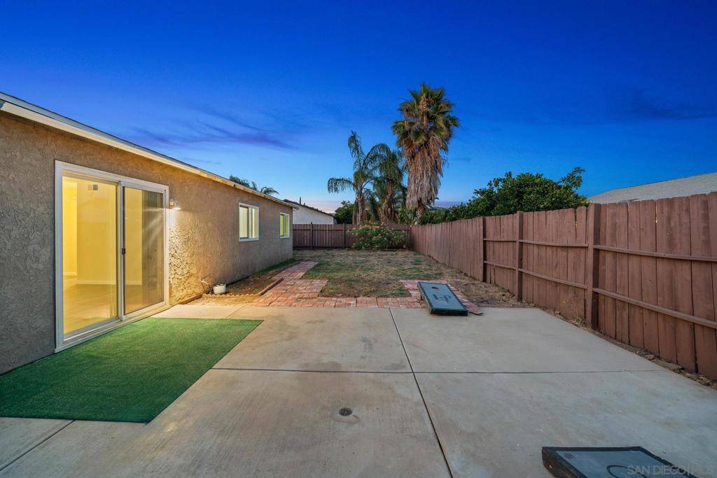 Escondido, CA 92027,2155 E E Washington Ave