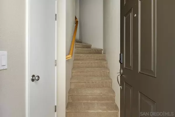 Chula Vista, CA 91913,1880 Platte River Ln #1