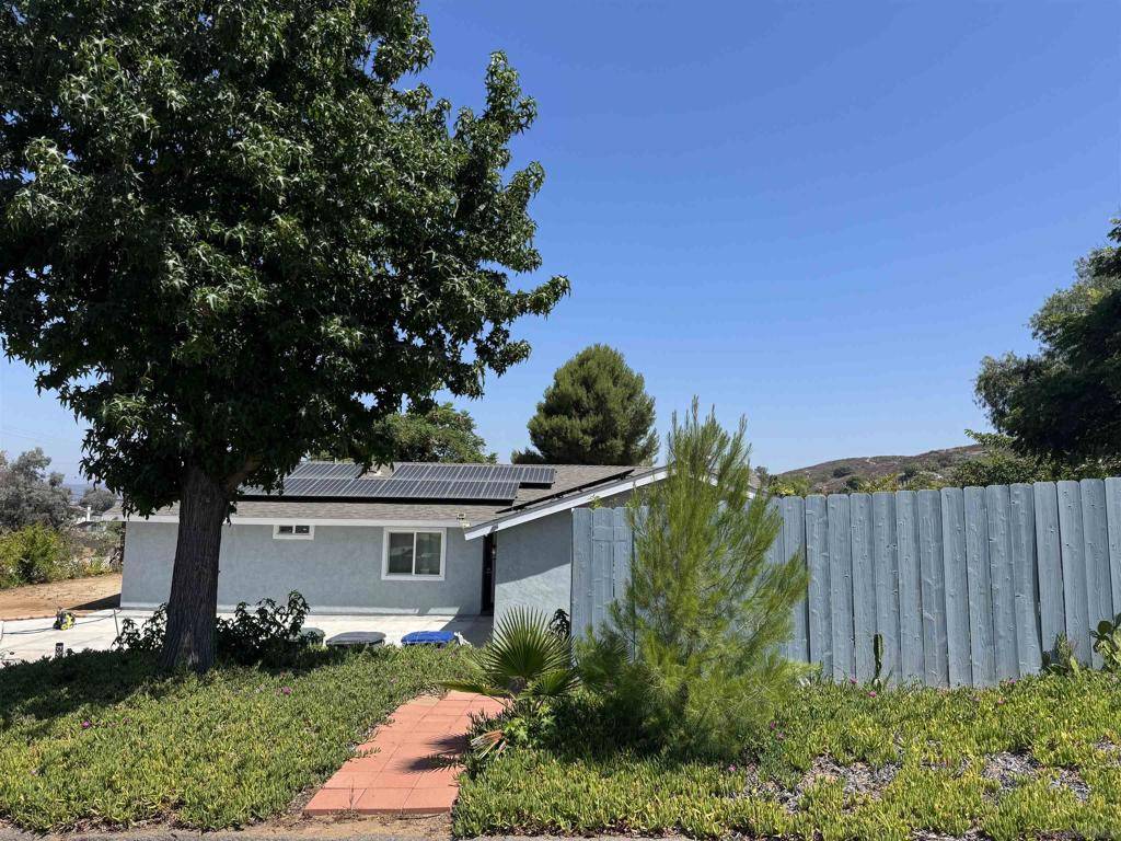 Lakeside, CA 92040,12274 Gay Rio Dr