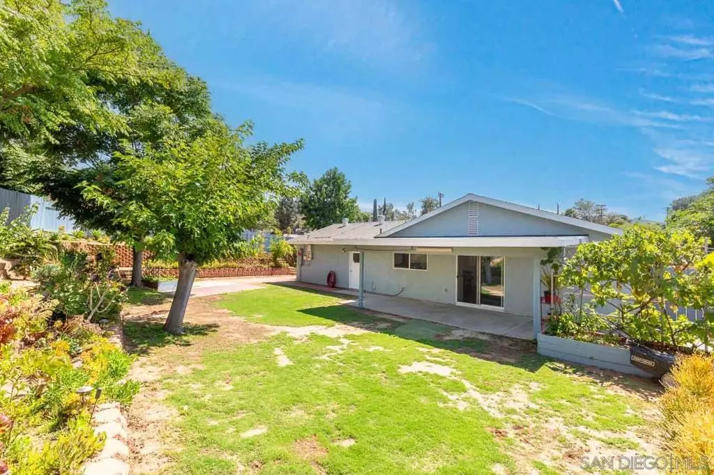 Lakeside, CA 92040,12274 Gay Rio Dr