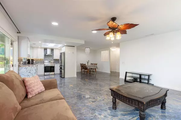 Lakeside, CA 92040,12274 Gay Rio Dr