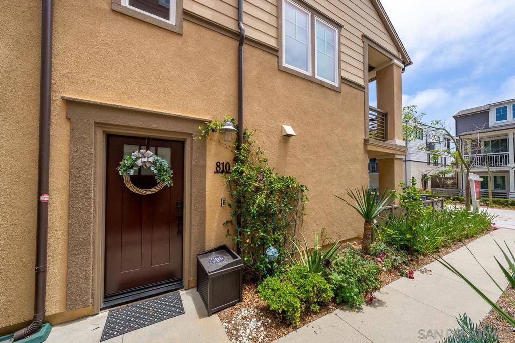 San Diego, CA 92109,810 Santa Barbara Place