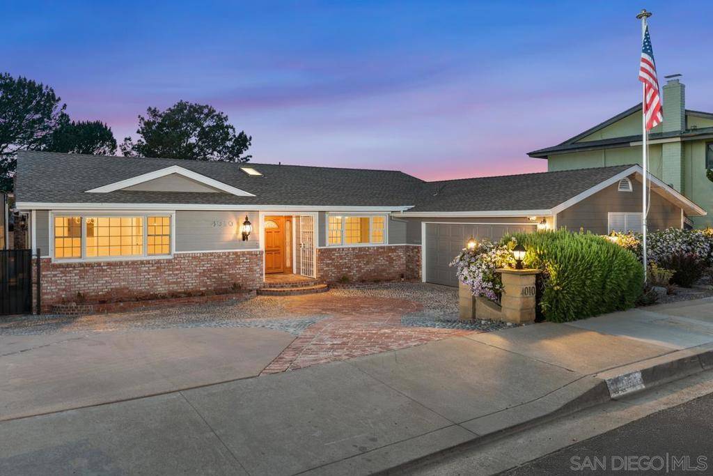 San Diego, CA 92117,4010 Paducah Dr