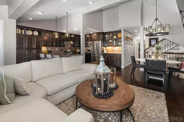 4533 Gesner St, San Diego, CA 92117