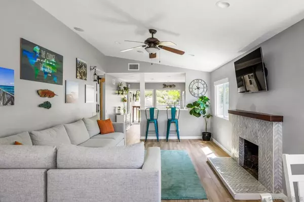 Mission Viejo, CA 92691,22642 Via Santiago