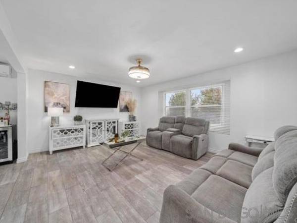 Spring Valley, CA 91977,8764 Orville Street
