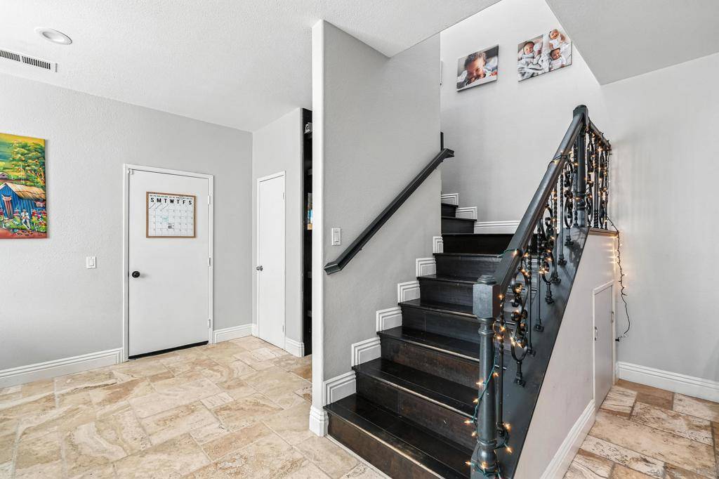Chula Vista, CA 91913,1993 Geyserville St
