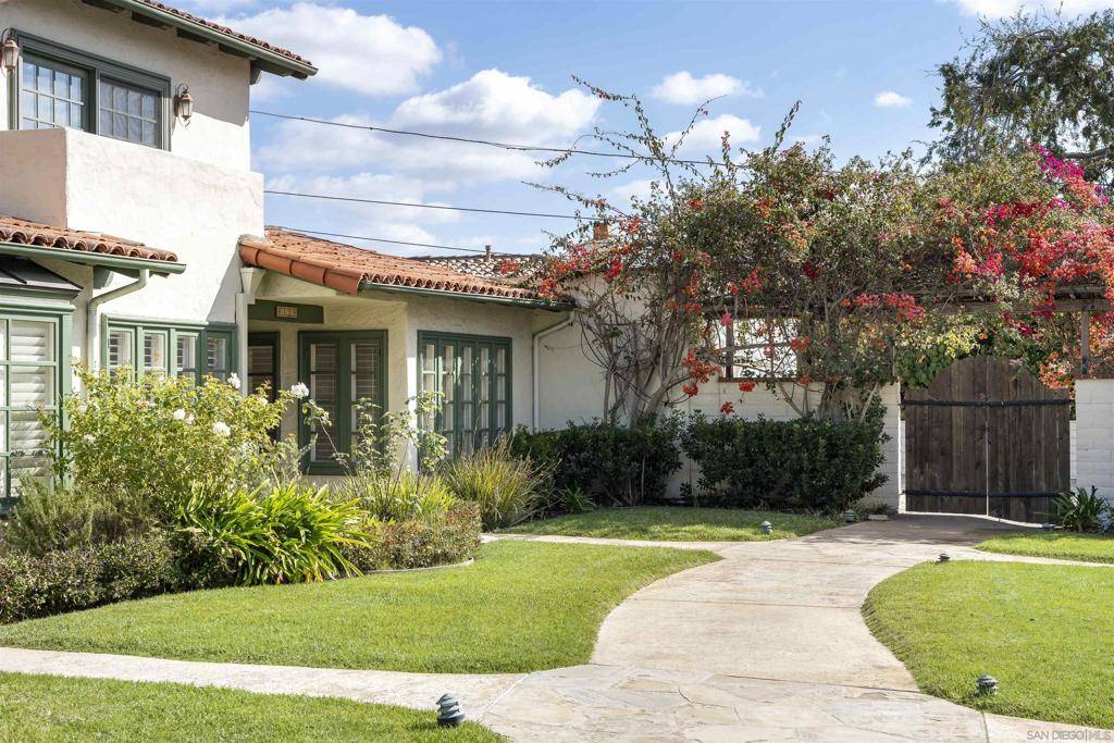 Rancho Santa Fe, CA 92067,6129 La Flecha