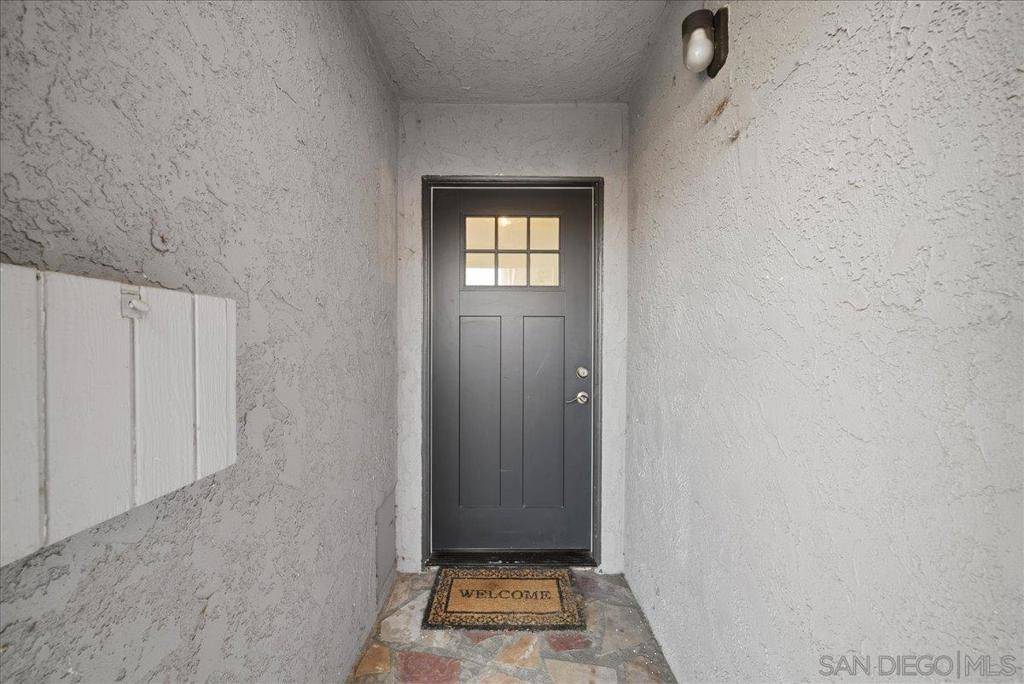 Lemon Grove, CA 91945,1554 Angelus Ave