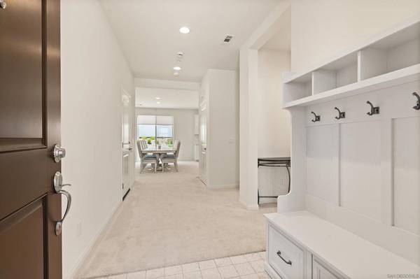 Santee, CA 92071,8553 Dartmouth St