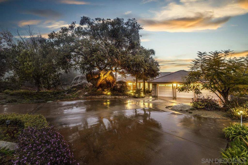 Escondido, CA 92026,27754 High Vista Dr