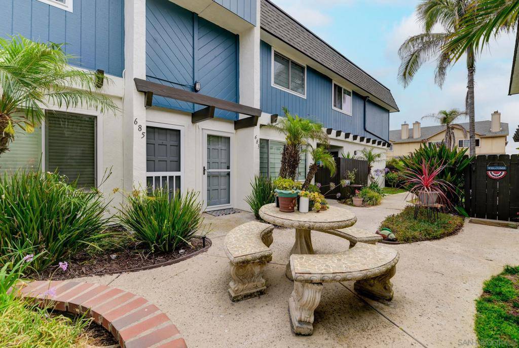 685 Seacoast Dr, Imperial Beach, CA 91932