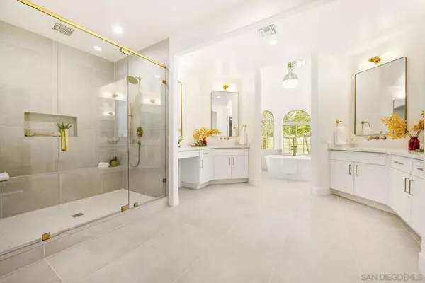 Poway, CA 92064,17601 Valle Verde