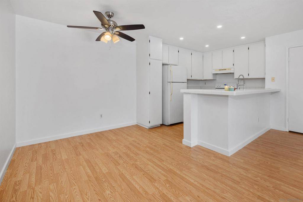 San Diego, CA 92123,9120 GRAMERCY DR #319