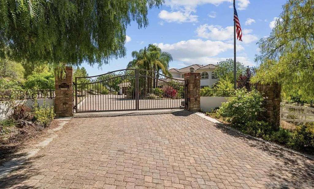 Murrieta, CA 92562,21100 Paseo Montana