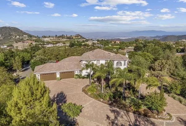 21100 Paseo Montana, Murrieta, CA 92562