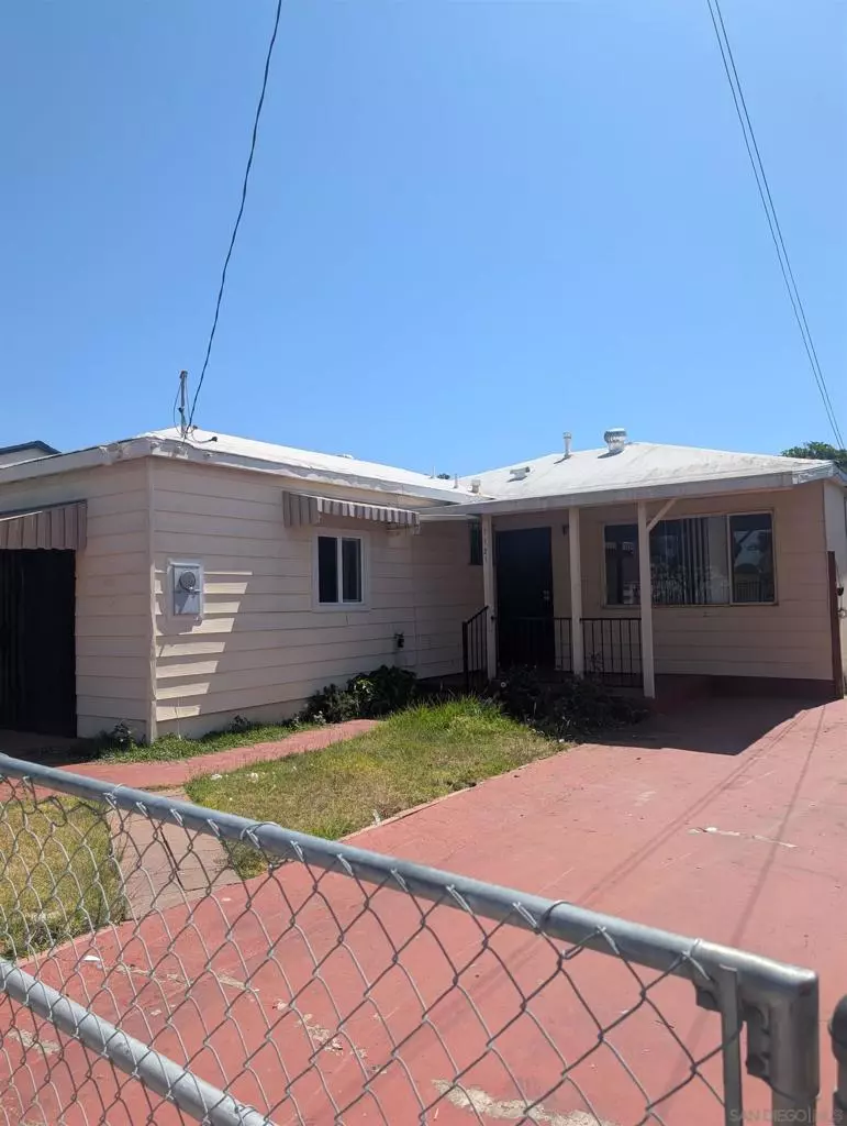 San Diego, CA 92102,1121 46Th St