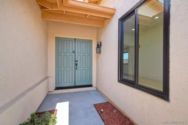 San Diego, CA 92128,13356 Corte De Comares