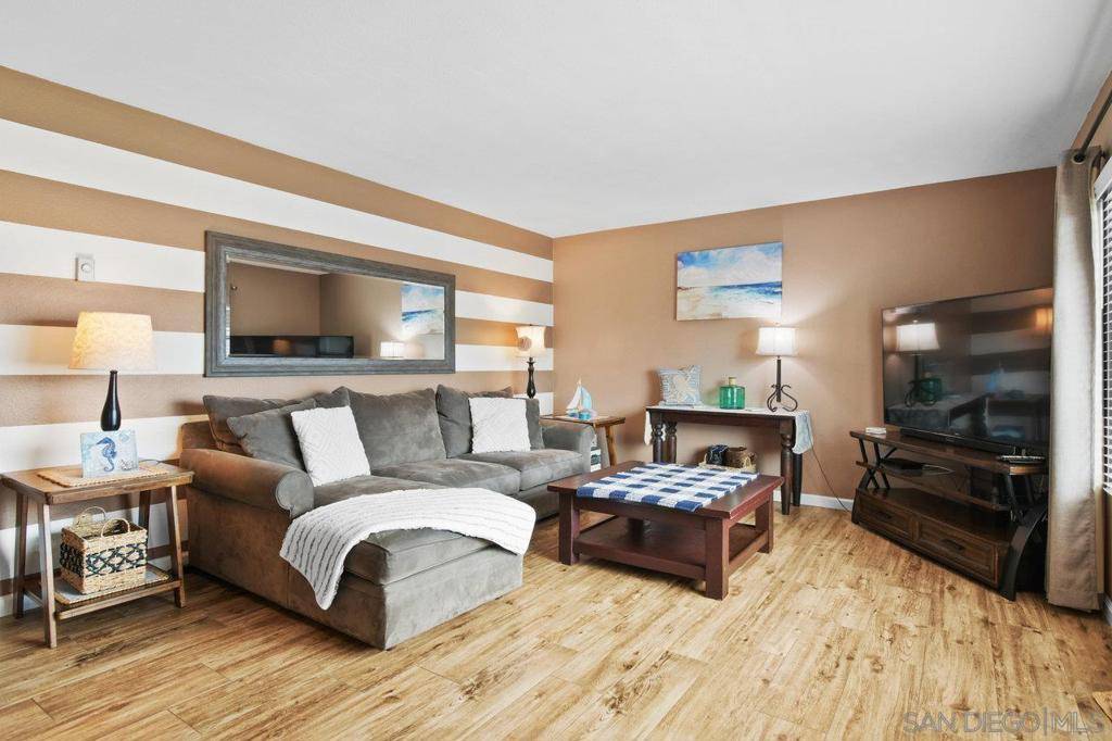 San Diego, CA 92109,1278 Pacific Beach Dr #7