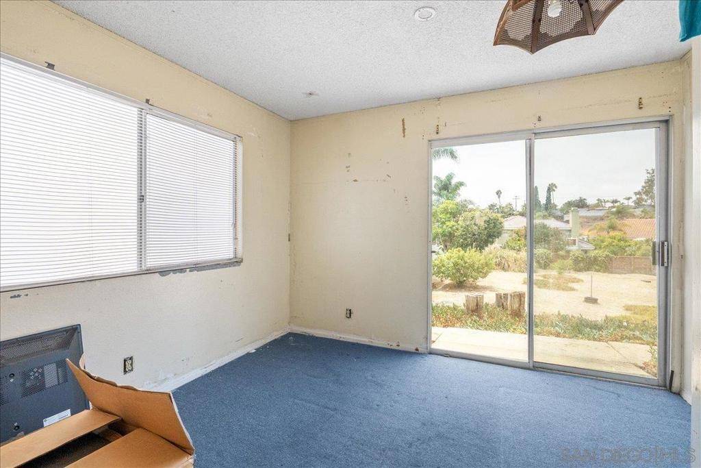 Vista, CA 92083,334 Cedar Rd