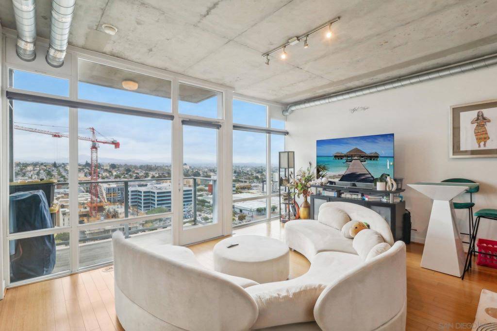 1080 Park Blvd #1614, San Diego, CA 92101